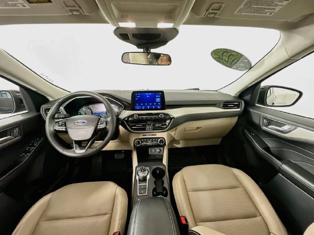 Used 2022 Ford Escape SEL FWD image 31