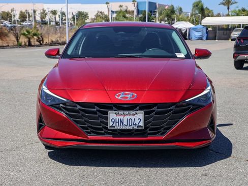 Used 2023 Hyundai Elantra SEL FWD image 9