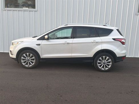 Used 2018 Ford Escape Titanium AWD/4WD image 5