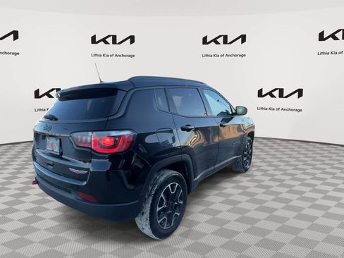 Used 2020 Jeep Compass Trailhawk image 8