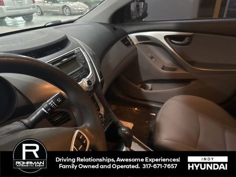 Used 2012 Hyundai Elantra GLS w/ Preferred Pkg 3 image 10
