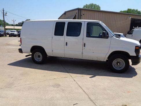 Used 2012 Ford E-250 and Econoline 250 w/ PWR Group RWD image 31