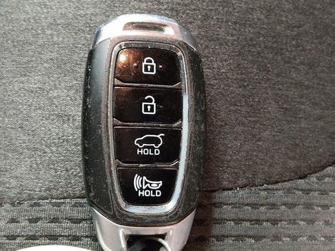 Used 2020 Hyundai Santa Fe SEL w/ Convenience Package image 32