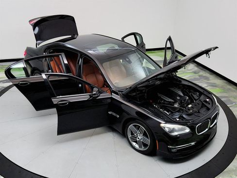 Used 2013 BMW ALPINA B7 xDrive B7 image 39