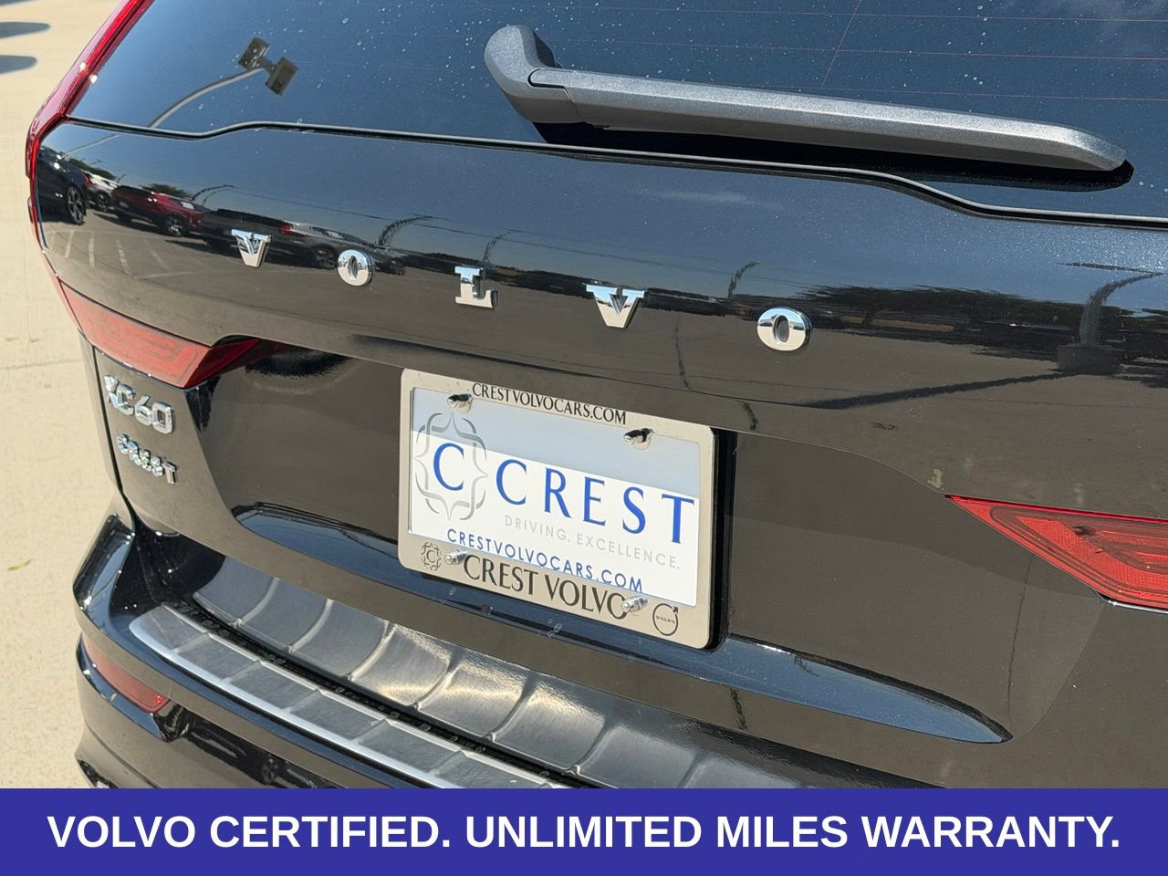 Certified 2026 Volvo XC60 B5 Plus AWD/4WD image 7