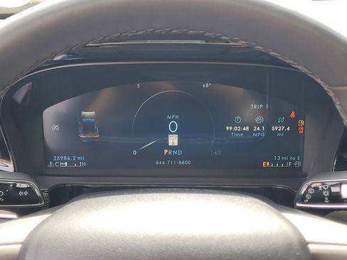 Used 2023 Lincoln Corsair AWD w/ Equipment Group 101A image 15