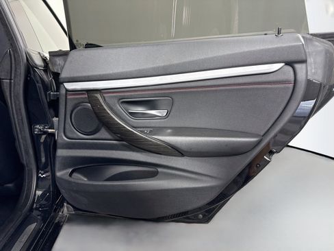 Used 2018 BMW 330i Gran Turismo xDrive AWD/4WD image 28