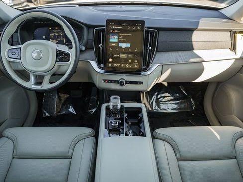 New 2026 Volvo XC90 B6 Ultra w/ Protection Package Premier image 20