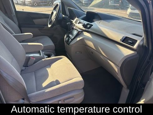 Used 2016 Honda Odyssey EX image 5