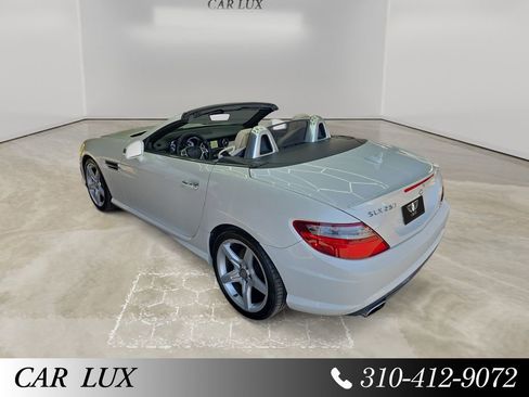 Used 2013 Mercedes-Benz SLK 250 image 18
