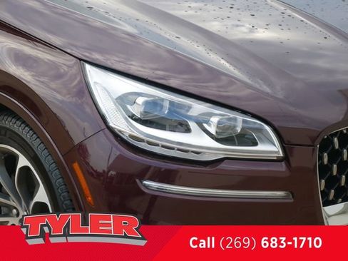 Used 2021 Lincoln Aviator Grand Touring w/ Equipment Group 302A AWD/4WD image 10