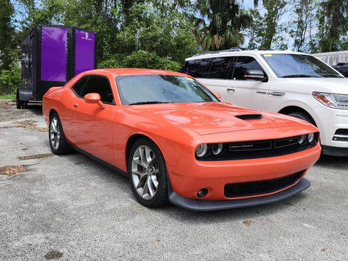 Used 2021 Dodge Challenger GT RWD image 2