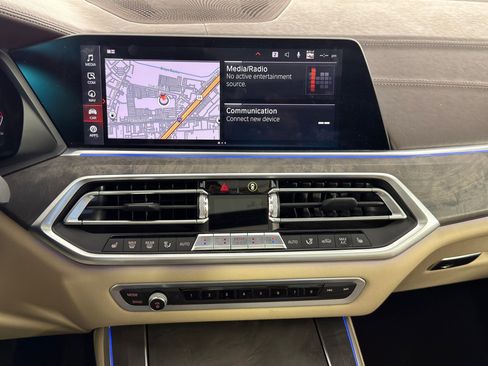 Used 2019 BMW X5 xDrive40i w/ Premium Package 2 image 24