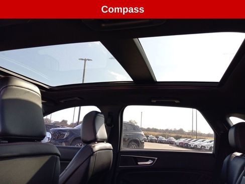 Used 2021 Ford Edge ST-Line w/ Cold Weather Package image 19