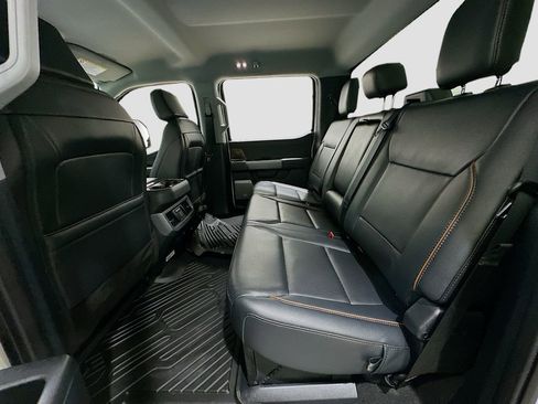 Used 2026 Ford F250 Lariat w/ FX4 Off-Road Package image 24