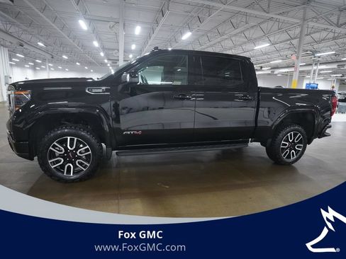 Certified 2025 GMC Sierra 1500 AT4 w/ AT4 Premium Package AWD/4WD image 1