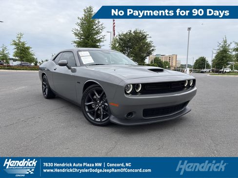Certified 2023 Dodge Challenger R/T w/ Blacktop Package RWD image 1