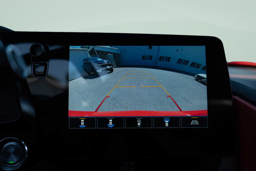 Used 2020 Chevrolet Corvette Stingray Premium Conv w/ 3LT Preferred Equipment Group RWD image 27