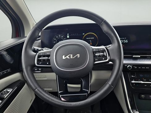 Used 2024 Kia Carnival SX Prestige FWD image 26