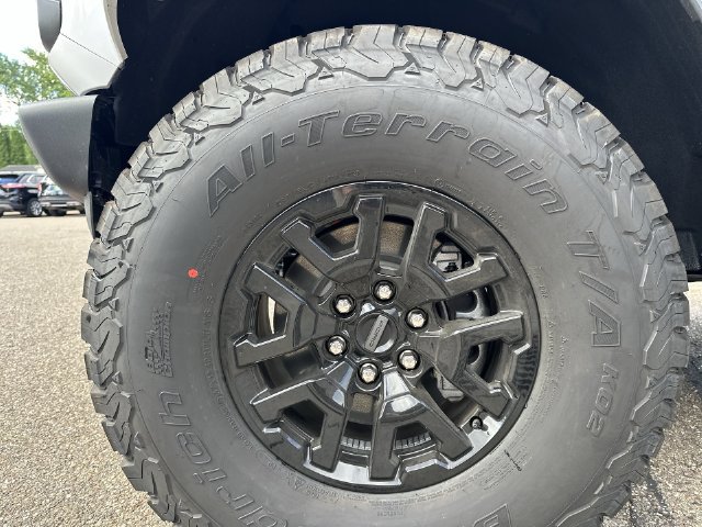 New 2026 Ford Bronco Raptor w/ Interior Carbon Fiber Pack AWD/4WD image 21