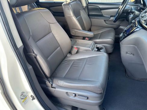Used 2014 Honda Odyssey EX-L image 15