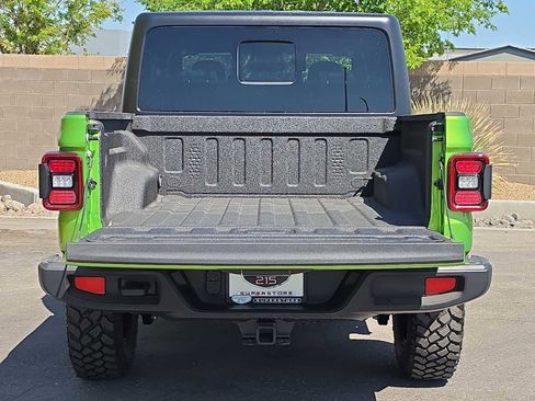 New 2026 Jeep Gladiator Sport AWD/4WD image 11