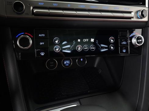 Used 2026 Genesis G70 3.3T Sport Prestige image 27