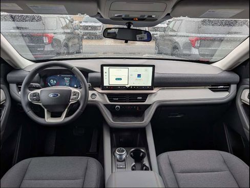 New 2026 Ford Explorer Active image 5