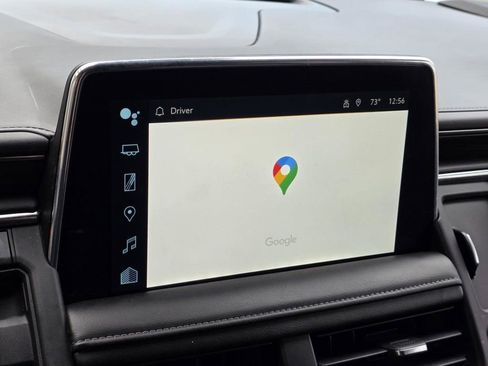 Used 2023 Chevrolet Suburban LT w/ Luxury Package image 15