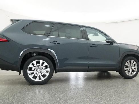 New 2026 Toyota Grand Highlander Limited image 59