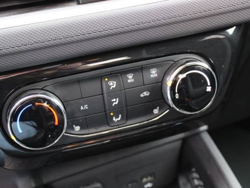 Used 2024 Chevrolet TrailBlazer LT w/ LT Cold Weather Package image 21