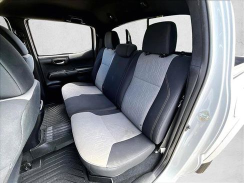 Used 2021 Toyota Tacoma TRD Sport RWD image 25