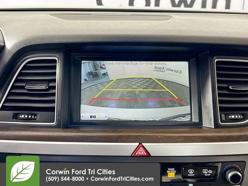 Used 2015 Hyundai Genesis 5.0 image 21
