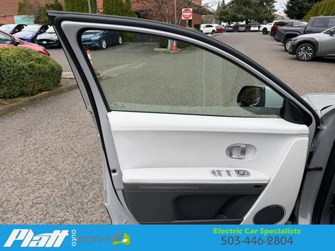 Used 2024 Hyundai Ioniq 5 Limited image 22