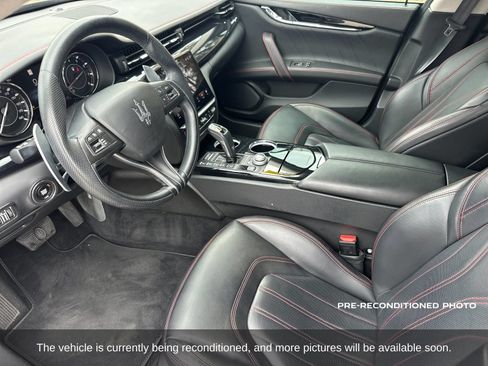 Used 2022 Maserati Quattroporte Modena RWD image 12