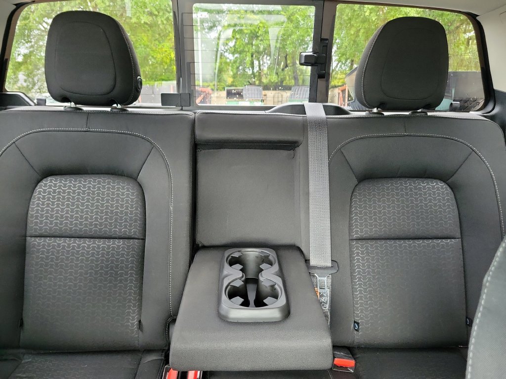 Used 2020 GMC Canyon SLE w/ Elevation Edition RWD image 17