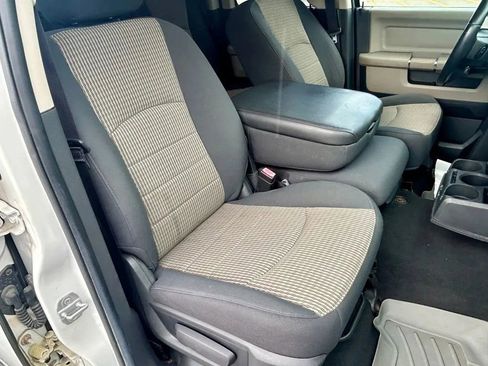 Used 2011 RAM 1500 Big Horn image 23