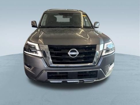 Used 2023 Nissan Armada SL w/ Captain's Chairs Package AWD/4WD image 2
