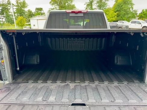 Used 2025 GMC Sierra 1500 Denali AWD/4WD image 6