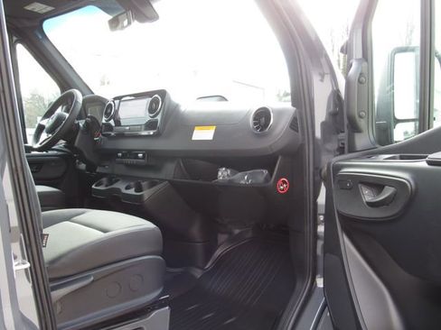 New 2026 Mercedes-Benz Sprinter 2500 image 14