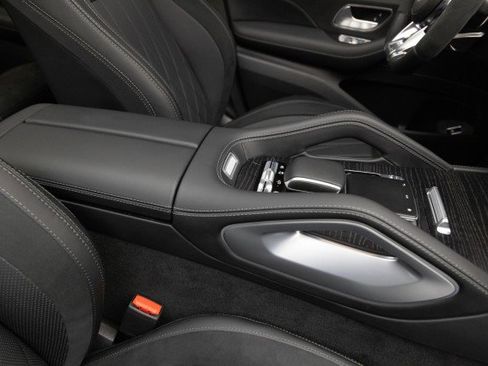 Used 2023 Mercedes-Benz GLS 63 AMG 4MATIC image 32