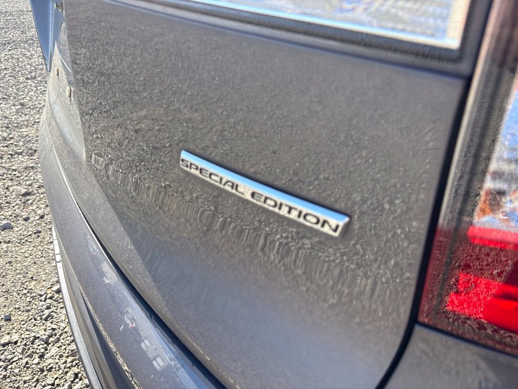 Used 2021 Honda Pilot Special Edition image 4