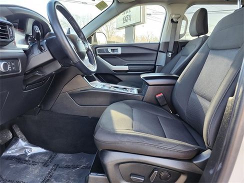Certified 2022 Ford Explorer XLT image 19