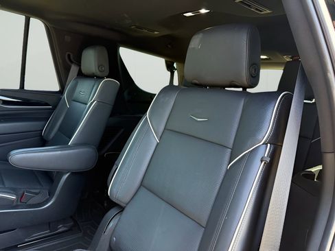 Used 2022 Cadillac Escalade Sport w/ Touring Package image 14