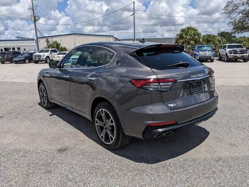 Used 2023 Maserati Levante Modena AWD/4WD image 6