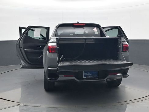 Certified 2025 Hyundai Santa Cruz Limited AWD/4WD image 32