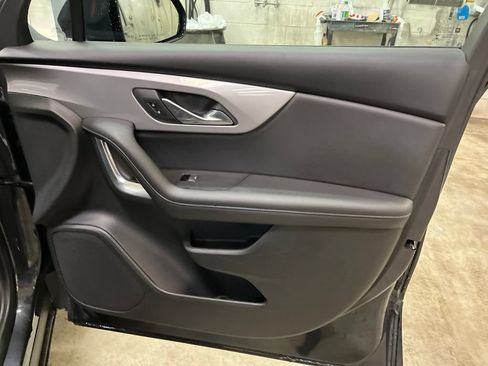 Used 2022 Chevrolet Blazer LT FWD image 34