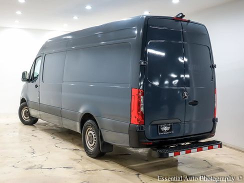 Used 2019 Mercedes-Benz Sprinter 170 image 6