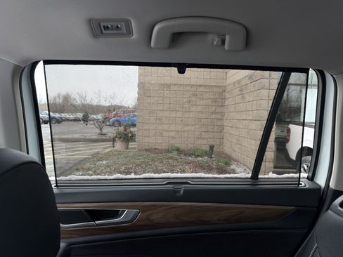 Used 2025 Volkswagen Atlas SE w/ Panoramic Sunroof Package image 22