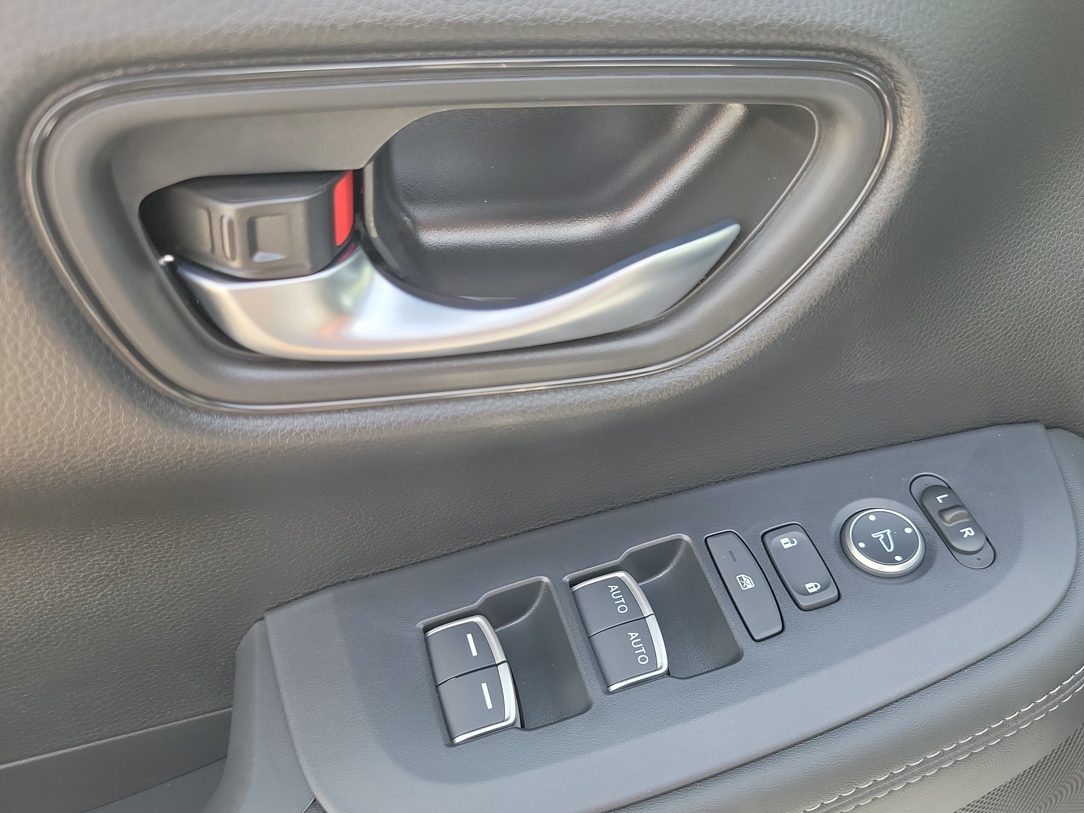 New 2027 Honda HR-V EX-L image 15